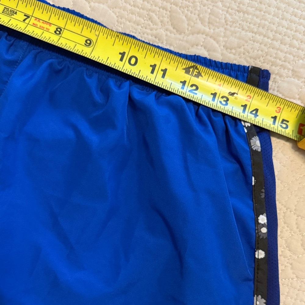 Nike Women's Dri-Fit Game Royal Blue with Daisy print trim Athletic Shorts - Picture 6 of 7